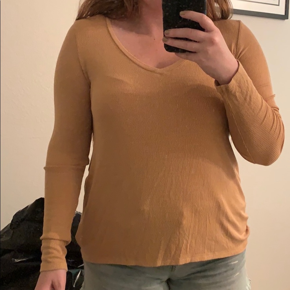 Mustard top